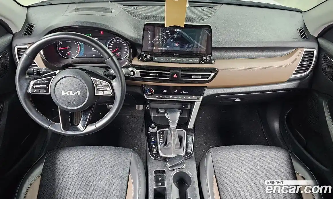 Kia Seltos 2022 1.6 Автомат в Москве № 12298, фото 1