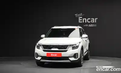 Kia Seltos 2022 1.6 Автомат в Москве № 12298, миниатюра 4
