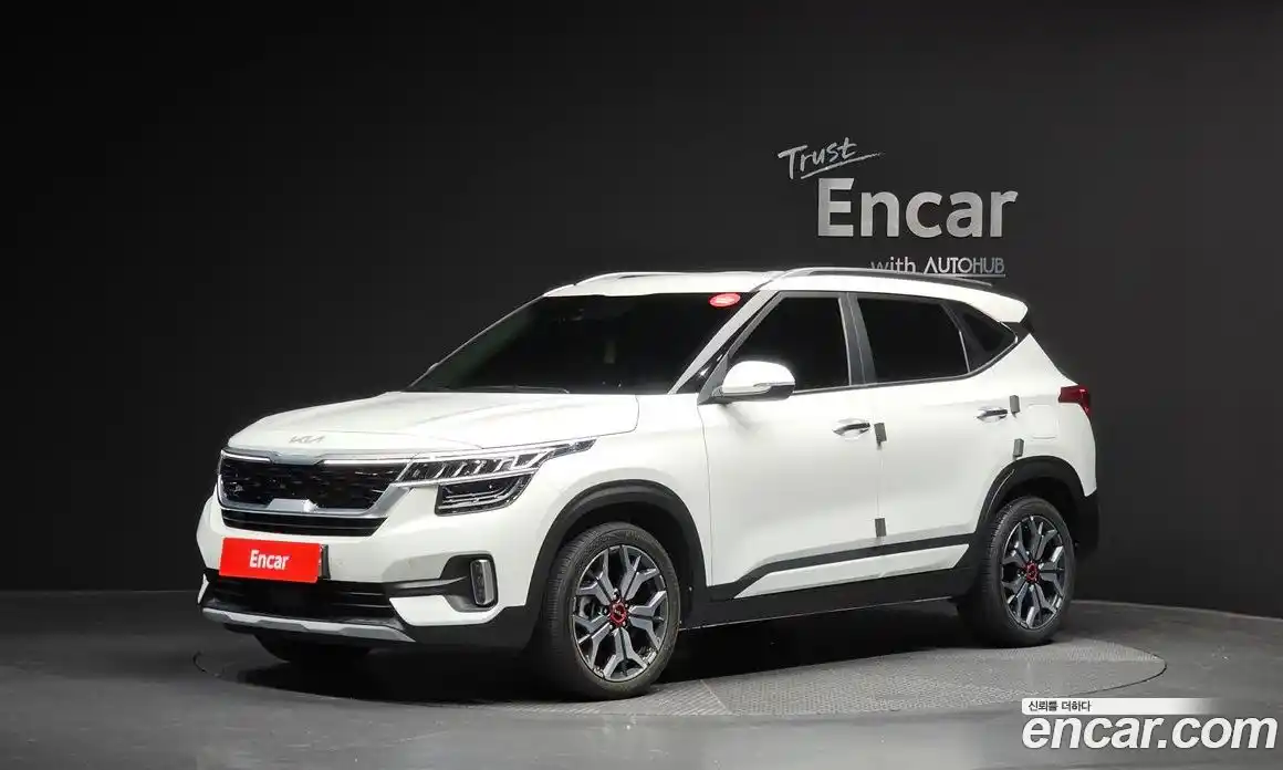 Kia Seltos 2022 1.6 Автомат в Москве № 12298, фото 5