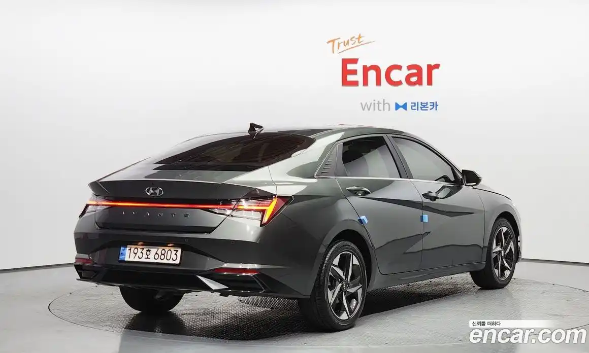 Hyundai Avante 2023 1.6 Автомат в Москве № 123053, фото 14