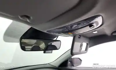 Hyundai Avante 2023 1.6 Автомат в Москве № 123053, миниатюра 9