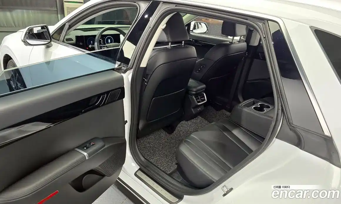 Hyundai Grandeur 2023 1.6 Автомат в Москве № 123585, фото 14