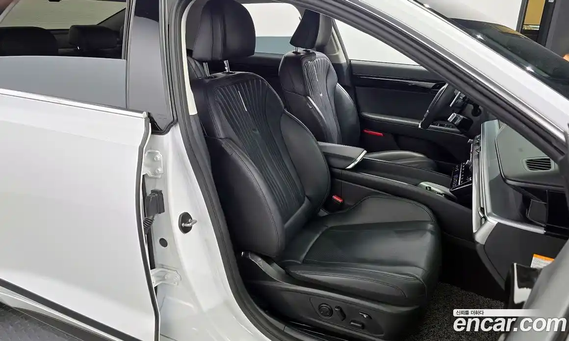 Hyundai Grandeur 2023 1.6 Автомат в Москве № 123585, фото 17