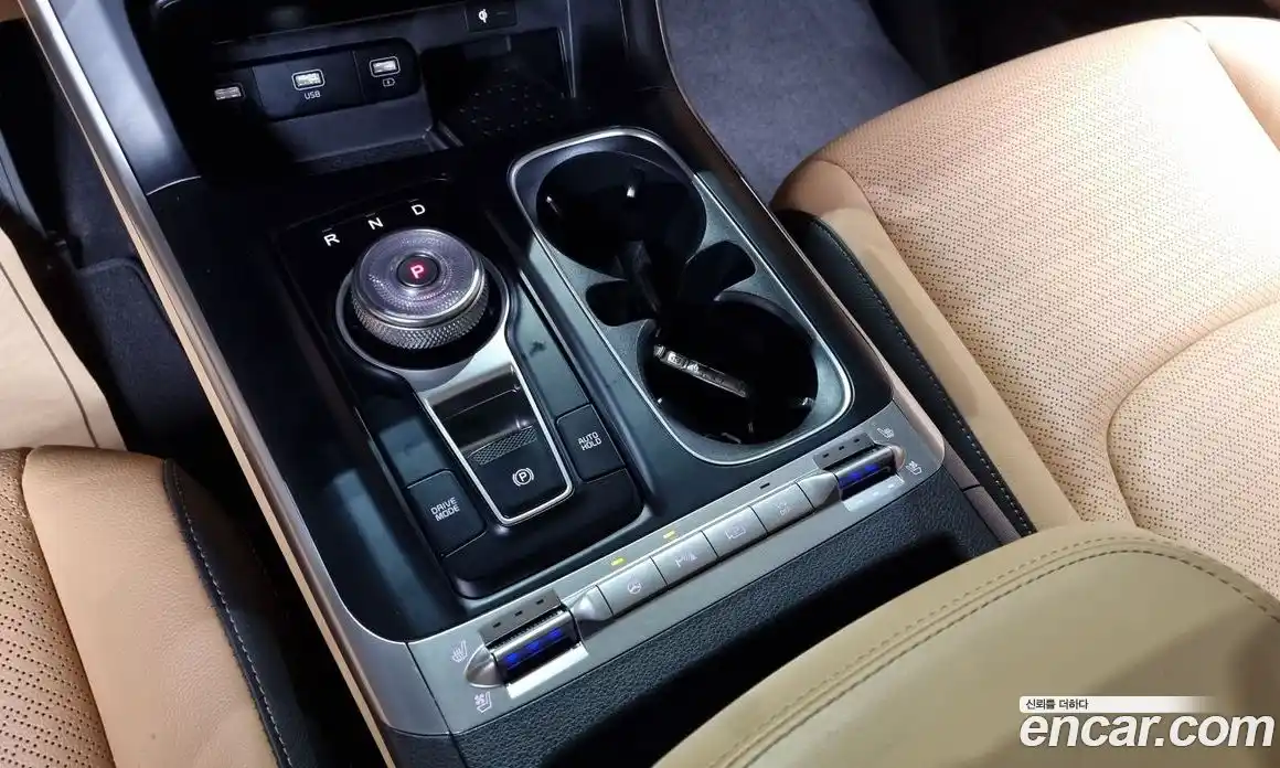 Kia Canival 2021 2.2 Автомат в Москве № 124417, фото 8