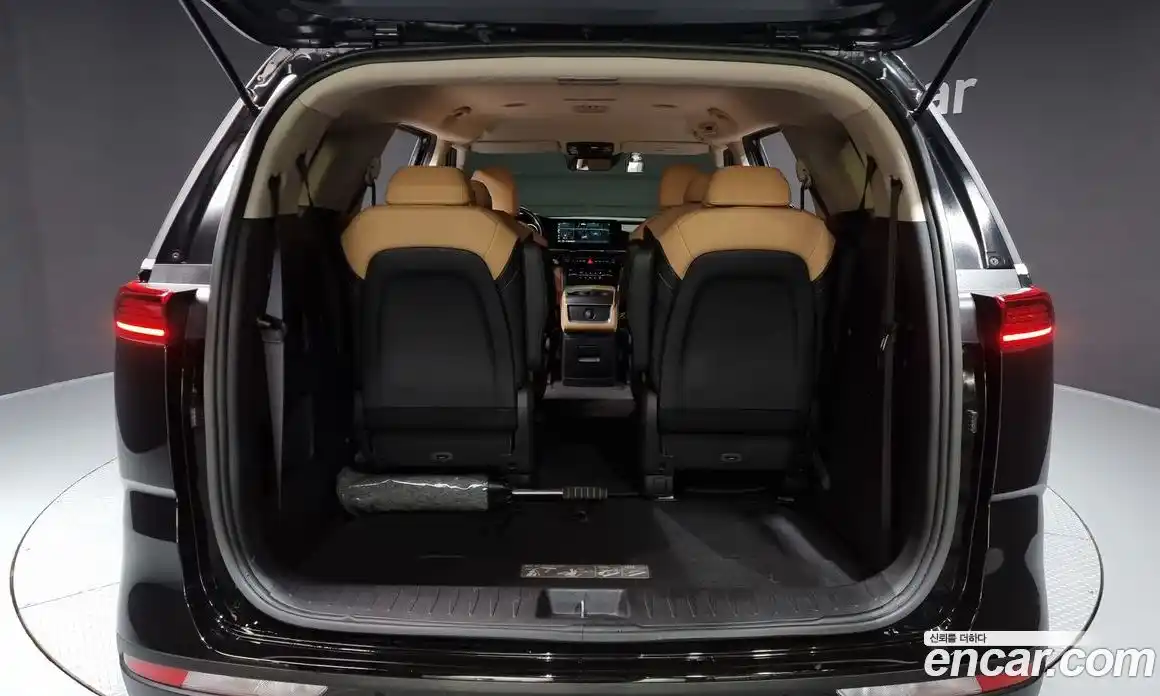 Kia Canival 2021 2.2 Автомат в Москве № 124417, фото 9