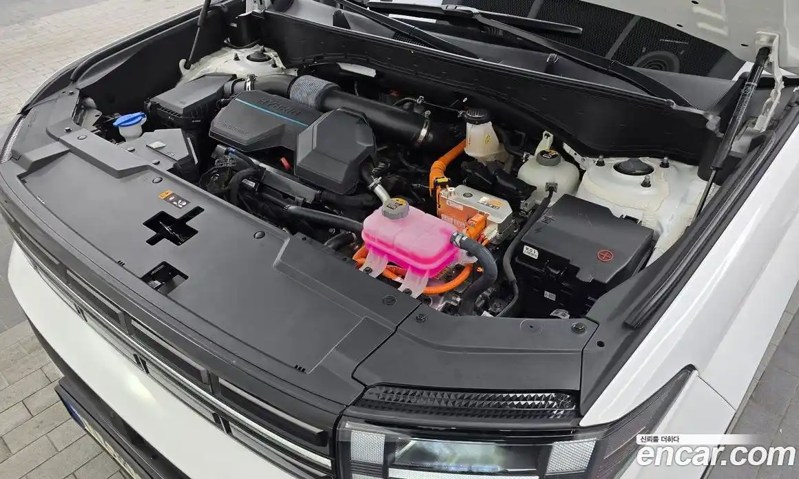 Hyundai Santa Fe 2024 1.6 Автомат в Москве № 126796, фото 17