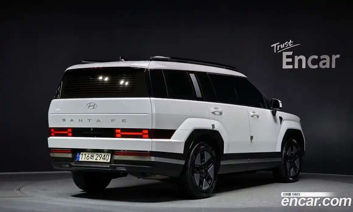 Hyundai Santa Fe 2024 1.6 Автомат в Москве № 126796, фото 19