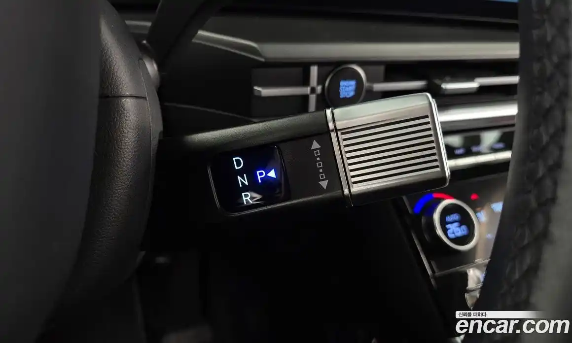 Hyundai Santa Fe 2024 1.6 Автомат в Москве № 126796, фото 9