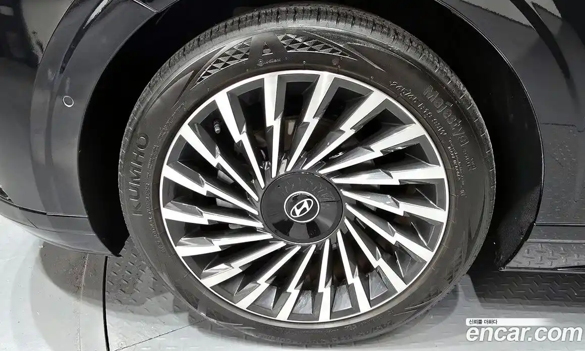 Hyundai Grandeur 2023 1.6 Автомат в Москве № 127901, фото 11