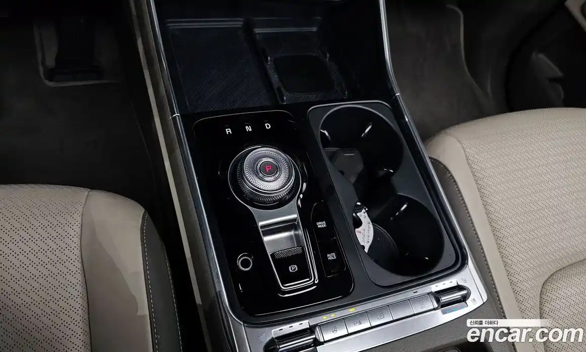 Kia Canival 2024 1.6 Автомат в Москве № 128199, фото 8