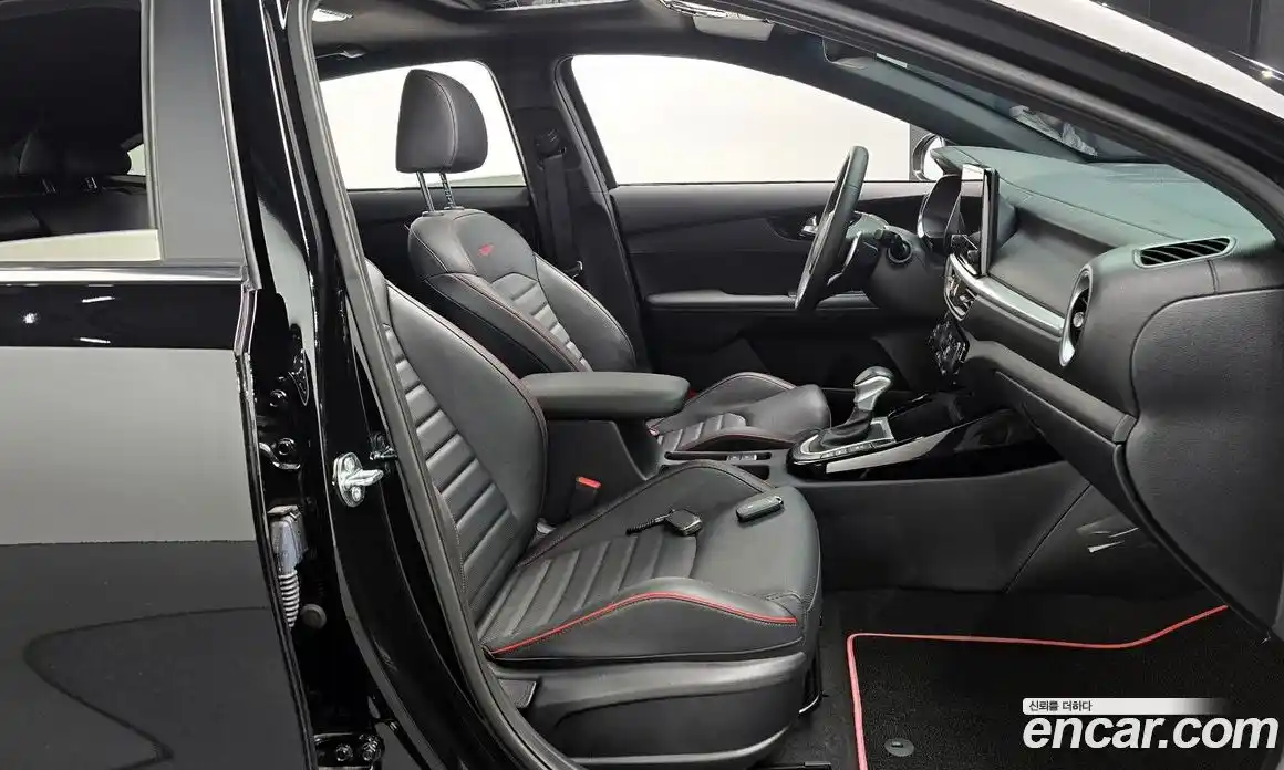 Kia K3 2024 1.6 Автомат в Москве № 132697, фото 10