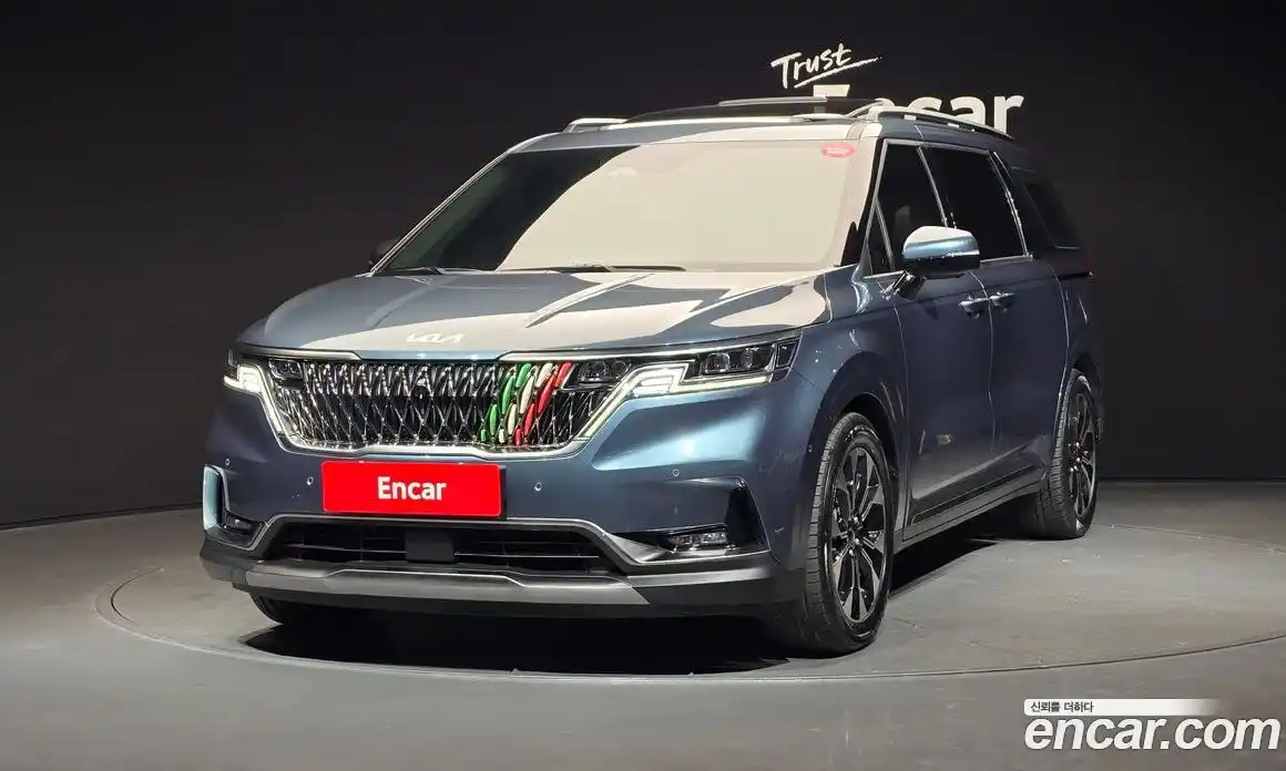 Kia Canival 2023 2.2 Автомат в Москве № 133364, фото 15