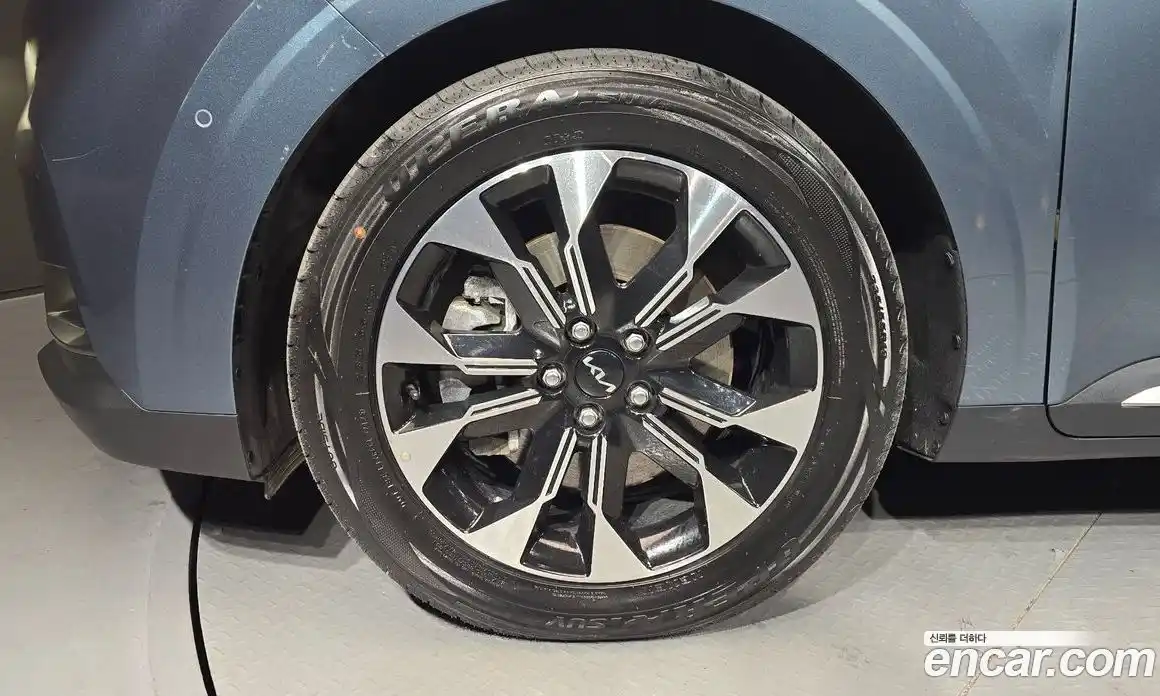 Kia Canival 2023 2.2 Автомат в Москве № 133364, фото 18