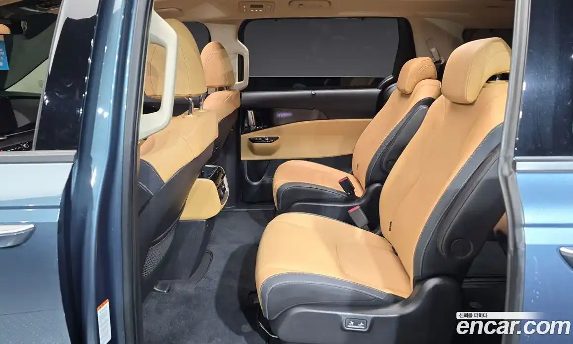 Kia Canival 2023 2.2 Автомат в Москве № 133364, фото 8