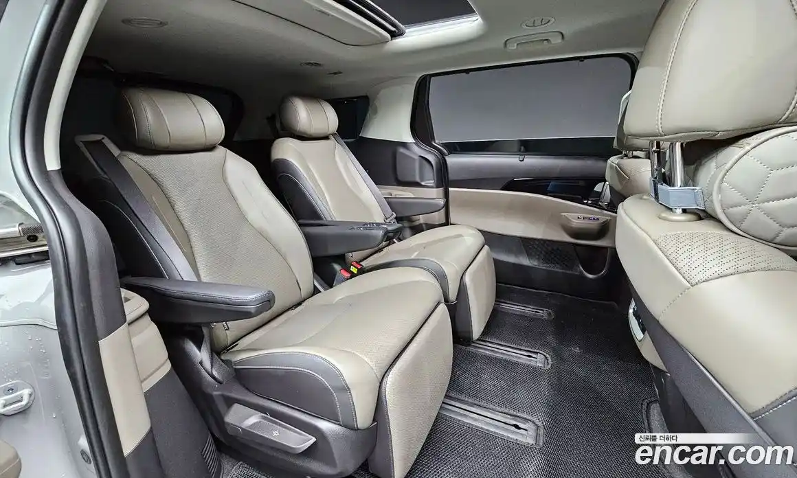 Kia Canival 2025 2.2 Автомат в Москве № 134296, фото 14