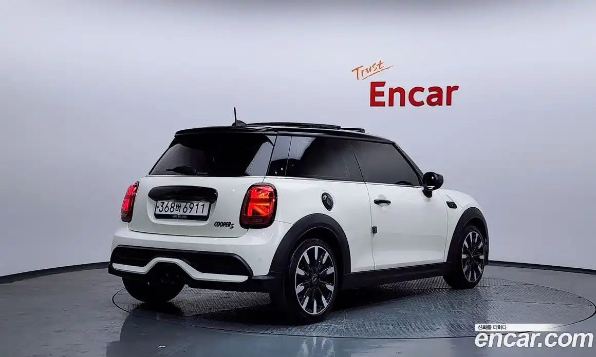 Mini Cooper 2022 2.0 Автомат в Москве № 136305, фото 16