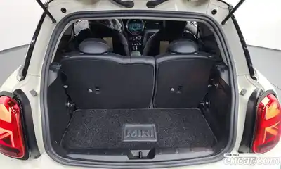 Mini Cooper 2022 2.0 Автомат в Москве № 136305, миниатюра 8