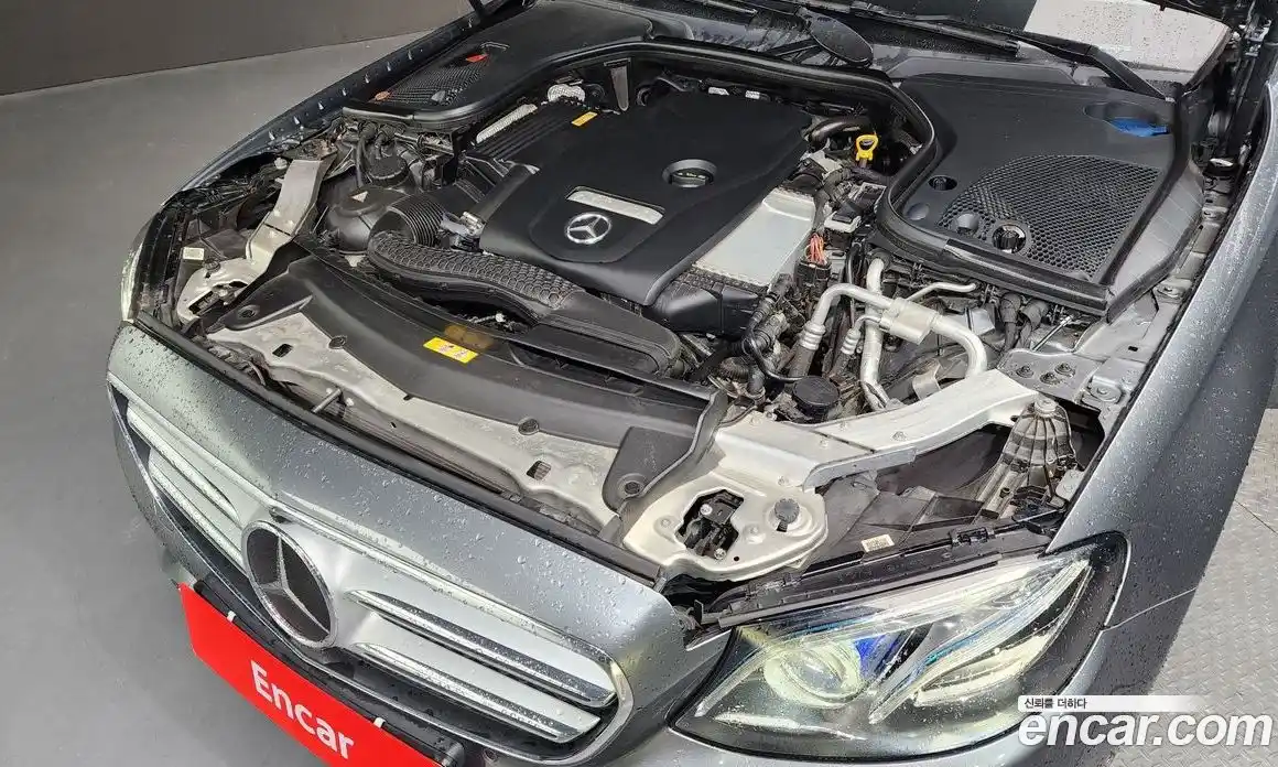 Mercedes-Benz E-Class 2017 2.0 Автомат в Москве № 139802, фото 13