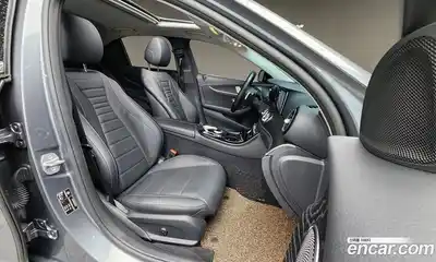 Mercedes-Benz E-Class 2017 2.0 Автомат в Москве № 139802, миниатюра 2