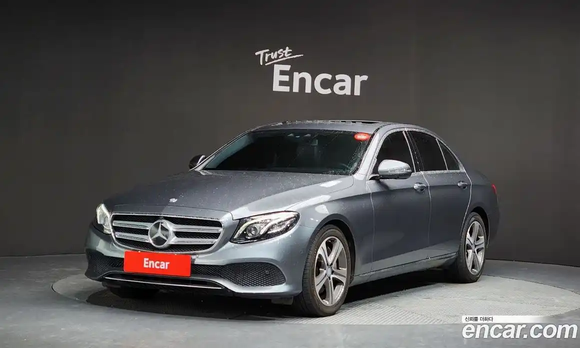 Mercedes-Benz E-Class 2017 2.0 Автомат в Москве № 139802, фото 4