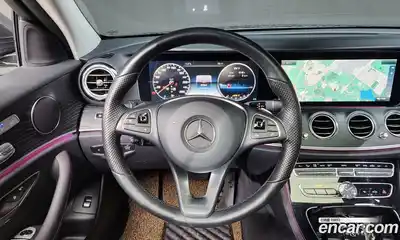 Mercedes-Benz E-Class 2017 2.0 Автомат в Москве № 139802, миниатюра 6