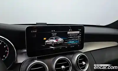 Mercedes-Benz C-Class 2021 2.0 Автомат в Москве № 141857, миниатюра 2