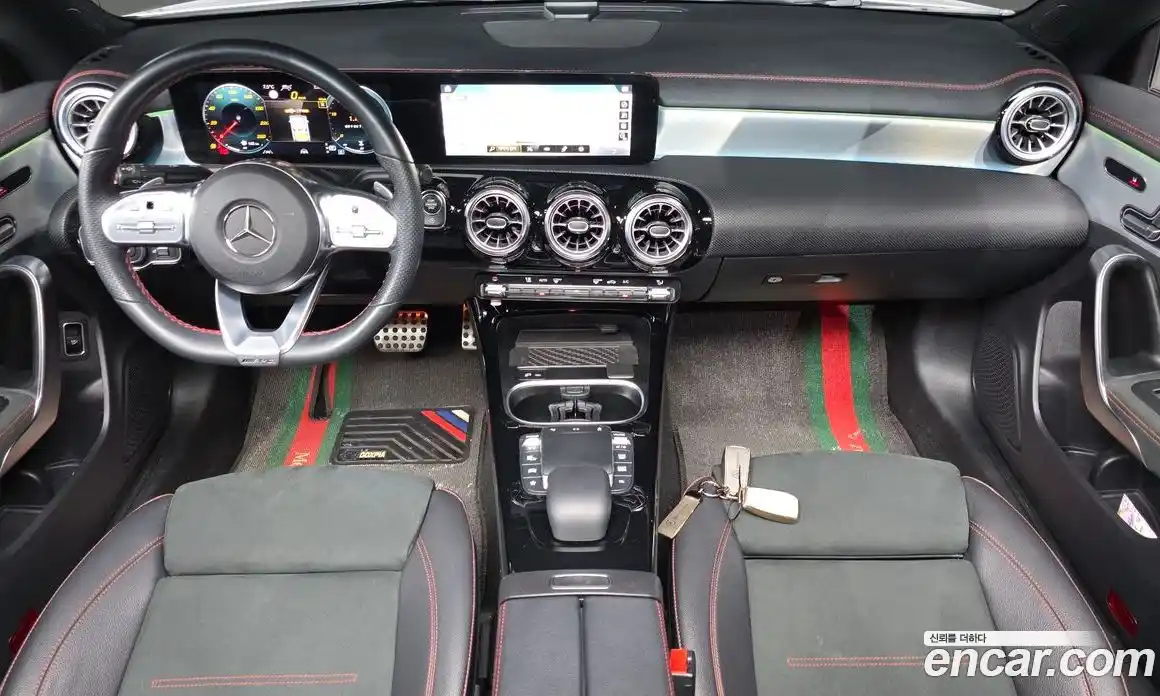 Mercedes-Benz CLA-Class 2023 2.0 Автомат в Москве № 142897, фото 7