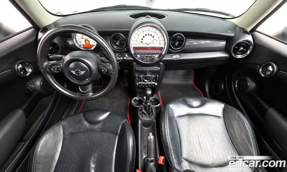 Mini Cooper 2011 1.6 Автомат в Москве № 144158, фото 3