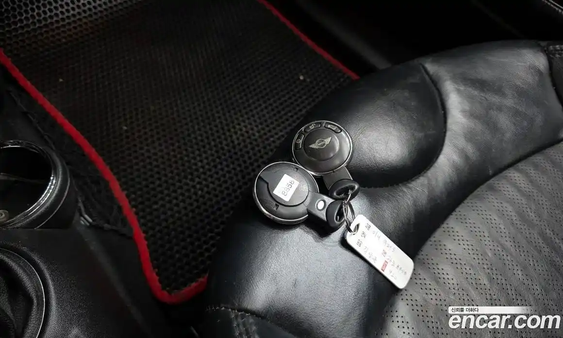 Mini Cooper 2011 1.6 Автомат в Москве № 144158, фото 4