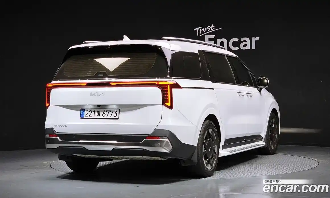 Kia Canival 2025 2.2 Автомат в Москве № 14742, фото 17