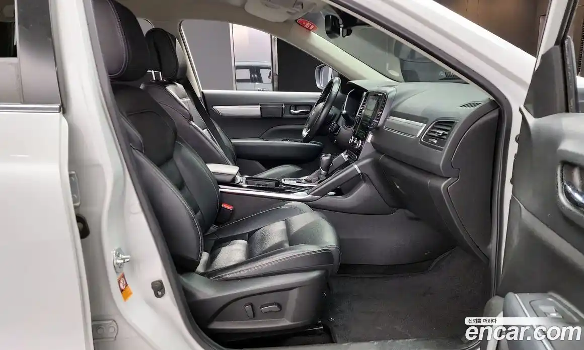 Renault QM6 2021 2.0 Автомат в Москве № 147544, фото 17