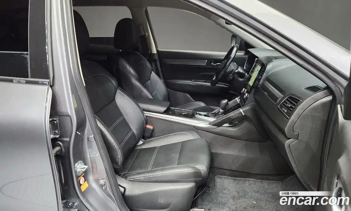 Renault QM6 2021 2.0 Автомат в Москве № 149579, фото 3