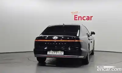 Hyundai Grandeur 2024 2.5 Автомат в Москве № 151999, миниатюра 2