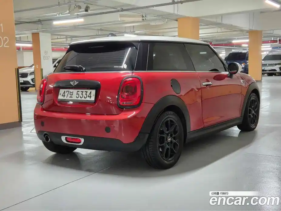 Mini Cooper 2015 1.5 Автомат в Москве № 156863, фото 15