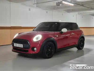 Mini Cooper 2015 1.5 Автомат в Москве № 156863, миниатюра 6