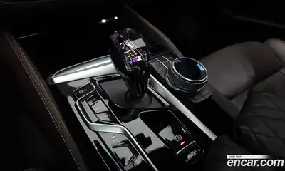 BMW 5-Series 2023 2.0 Автомат в Москве № 157179, миниатюра 2