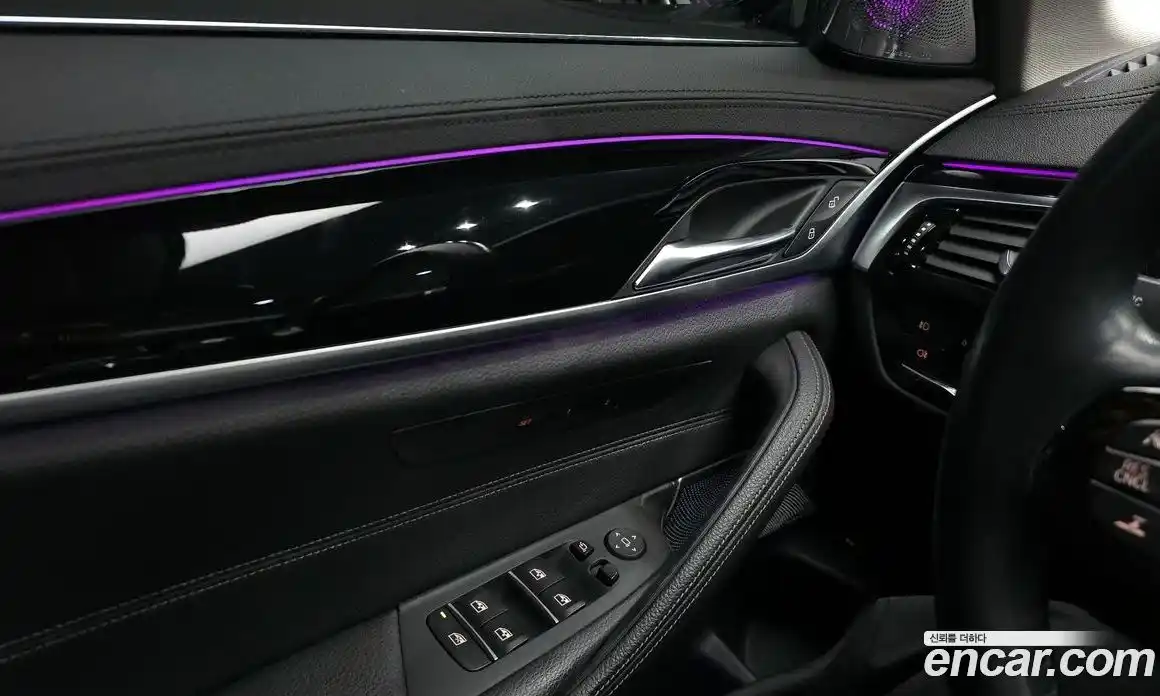 BMW 5-Series 2018 2.0 Автомат в Москве № 158736, фото 14