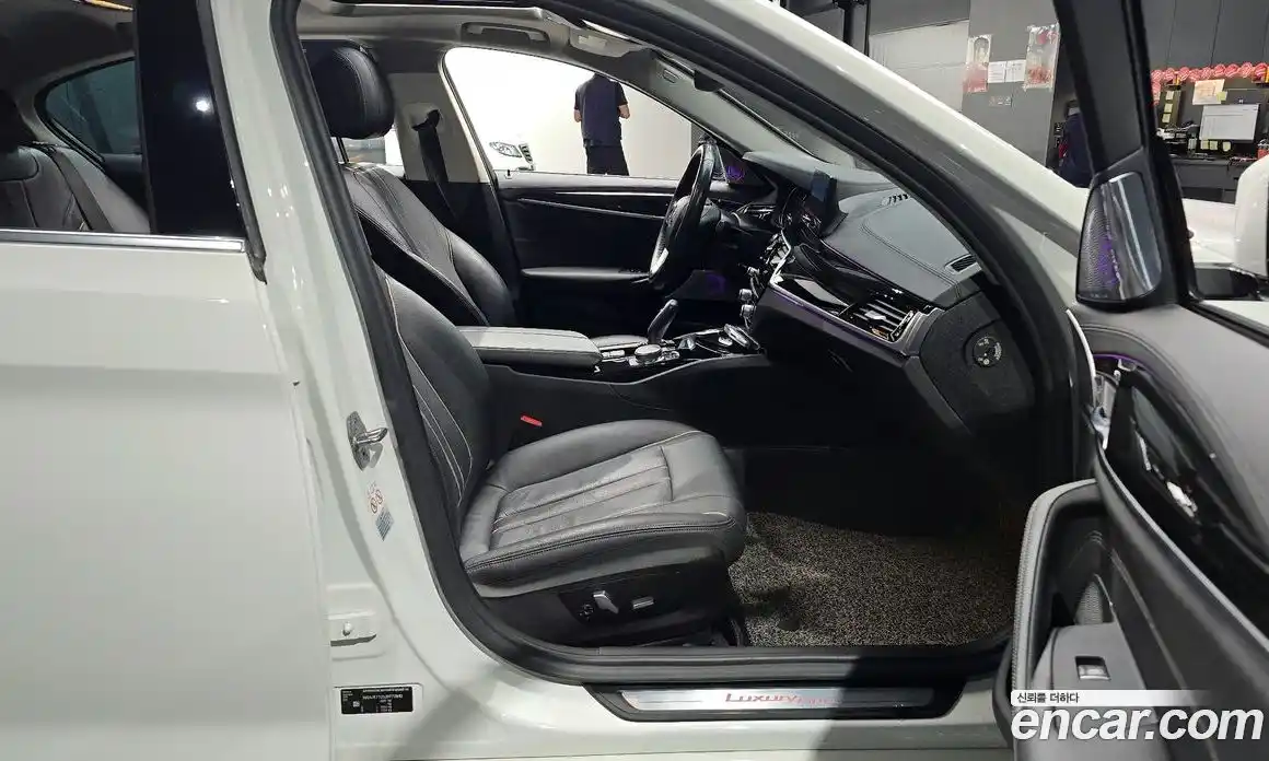 BMW 5-Series 2018 2.0 Автомат в Москве № 158736, фото 9