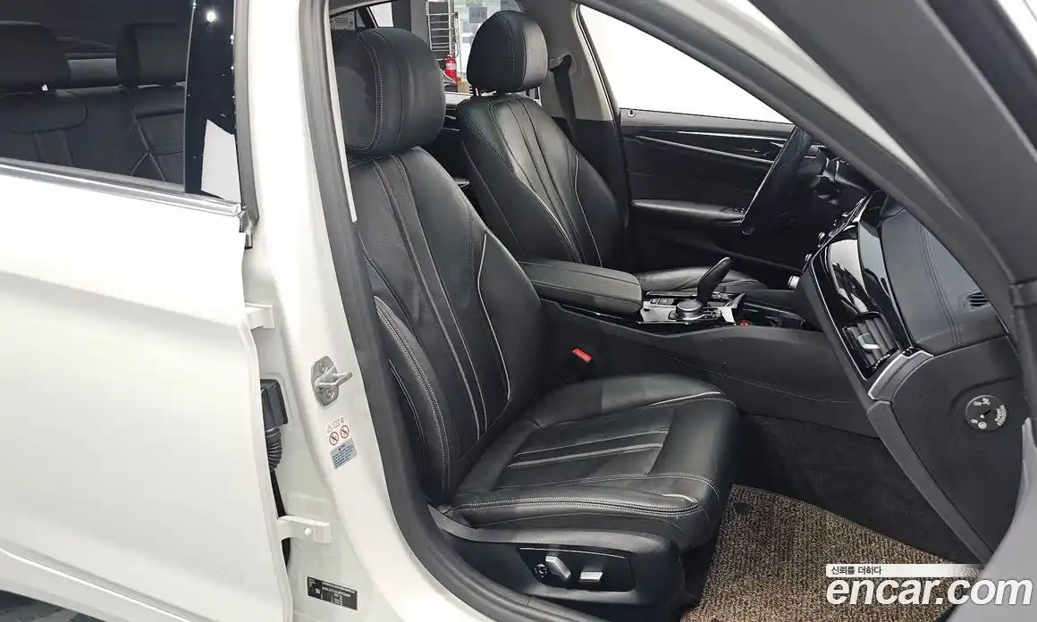 BMW 5-Series 2018 2.0 Автомат в Москве № 159241, фото 13