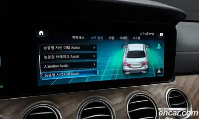 Mercedes-Benz E-Class 2022 2.0 Автомат в Москве № 160420, миниатюра 12