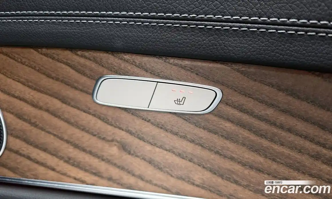 Mercedes-Benz E-Class 2022 2.0 Автомат в Москве № 160420, фото 16