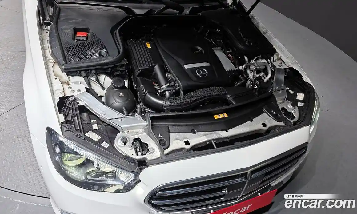 Mercedes-Benz E-Class 2022 2.0 Автомат в Москве № 160420, фото 20