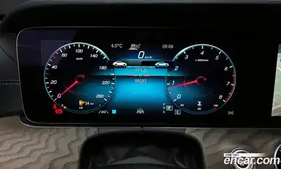 Mercedes-Benz E-Class 2022 2.0 Автомат в Москве № 160420, миниатюра 7