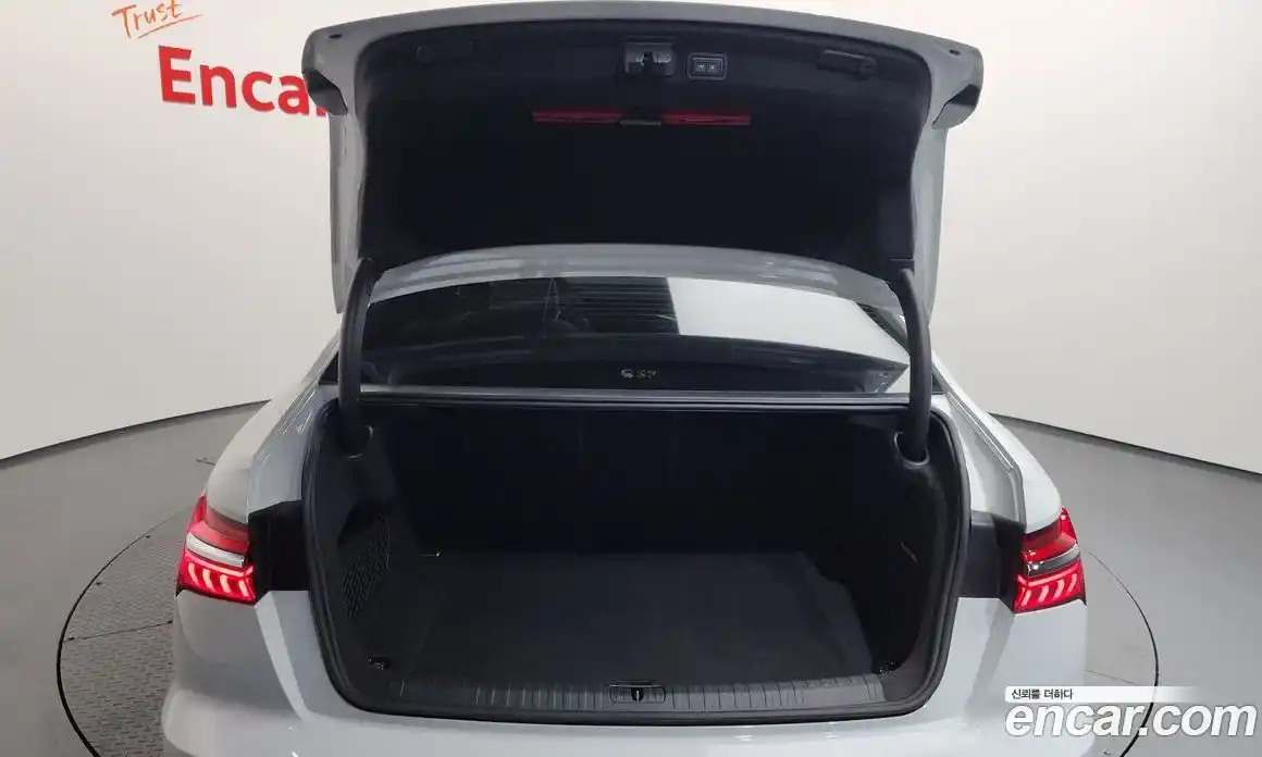 Audi A6 2023 2.0 Автомат в Москве № 162768, фото 11