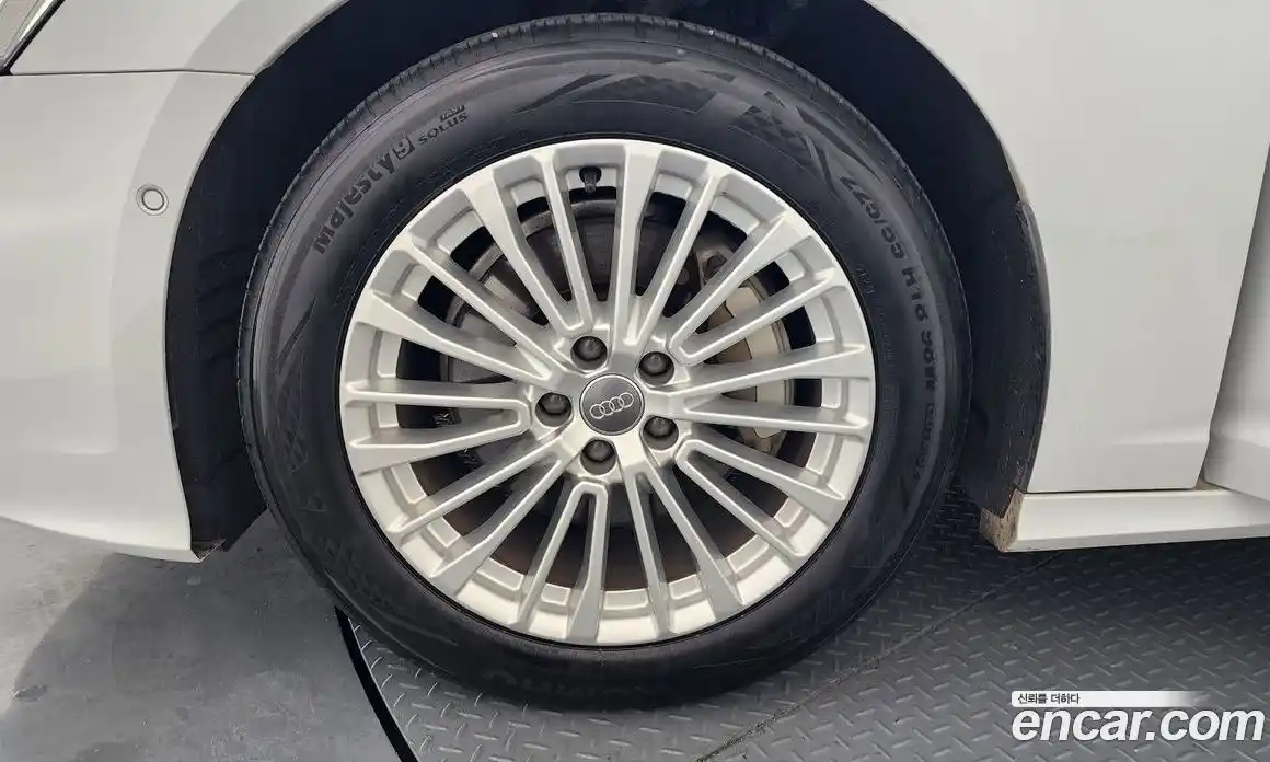 Audi A6 2021 2.0 Автомат в Москве № 163170, фото 19