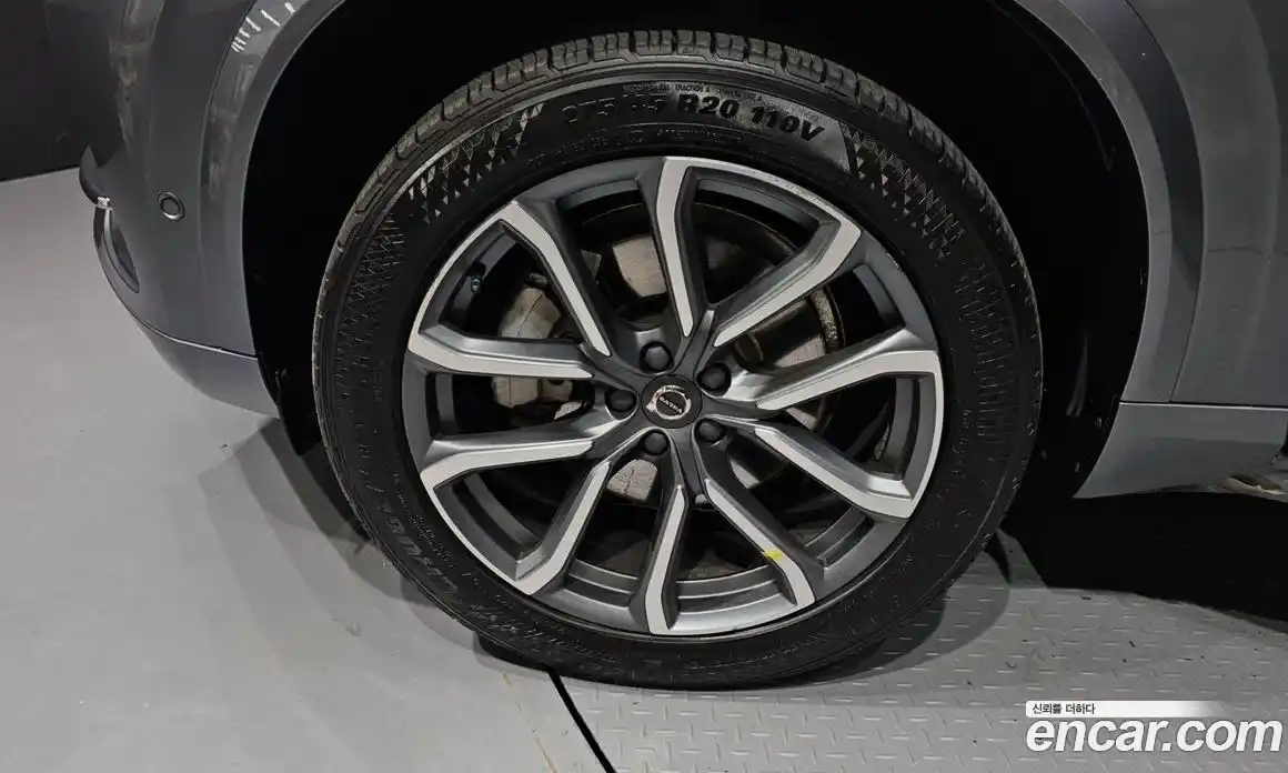 Volvo XC90 2018 2.0 Автомат в Москве № 164547, фото 15