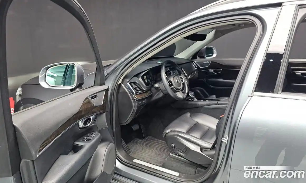 Volvo XC90 2018 2.0 Автомат в Москве № 164547, фото 20