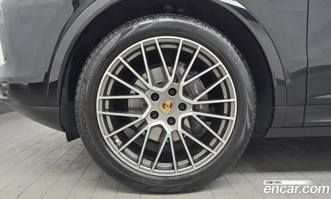 Porsche Cayenne 2023 3.0 Автомат в Москве № 165206, фото 11