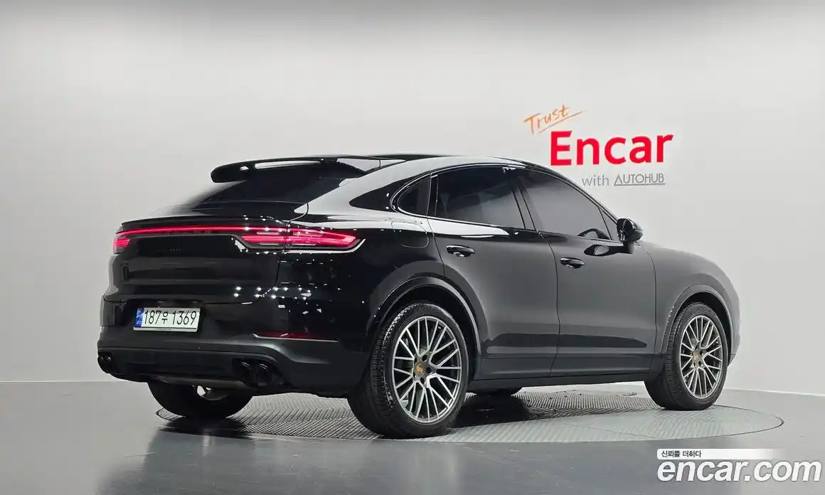 Porsche Cayenne 2023 3.0 Автомат в Москве № 165206, фото 15