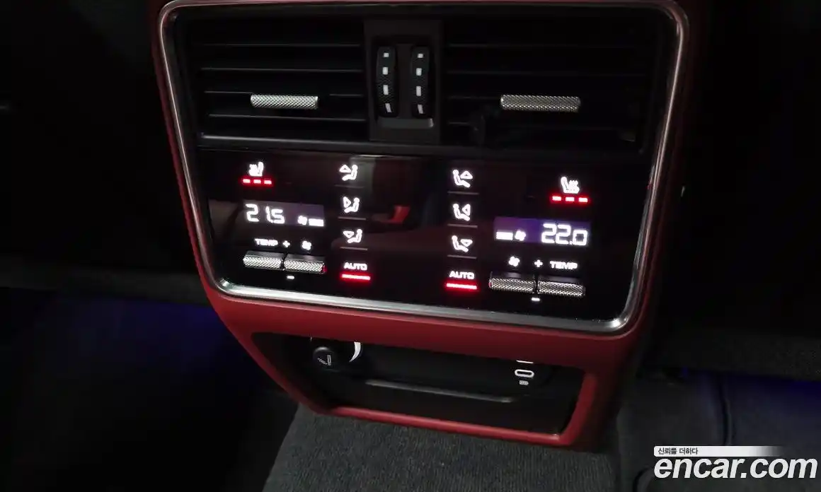 Porsche Cayenne 2023 3.0 Автомат в Москве № 165206, фото 17